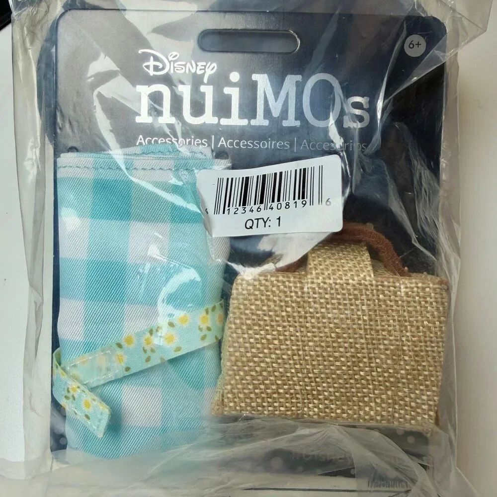 Disney nuiMOs Small Soft Toy Picnic Blanket & Basket Accessories Set NEW NIP